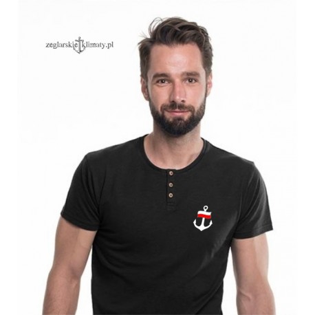 Koszulka męska czarna z drewnianymi guziczkami - haft kotwica i flaga